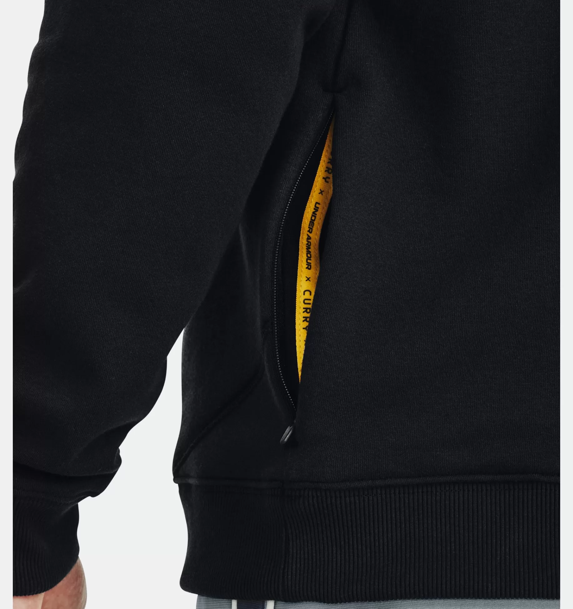 Hommes Under Armour Hauts<Haut A Col Ras Du Cou Et Manches Longues Curry Pour Homme
